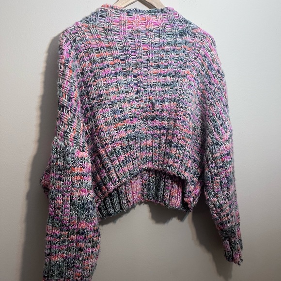 Free People multi colored cropped sweater. Size S - Picture 3 of 5